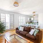 Guestready - Confort Familial Avec Balcon * Paris