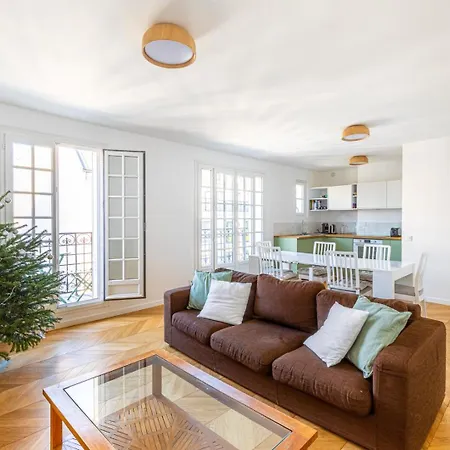 Guestready - Confort Familial Avec Balcon * Paris